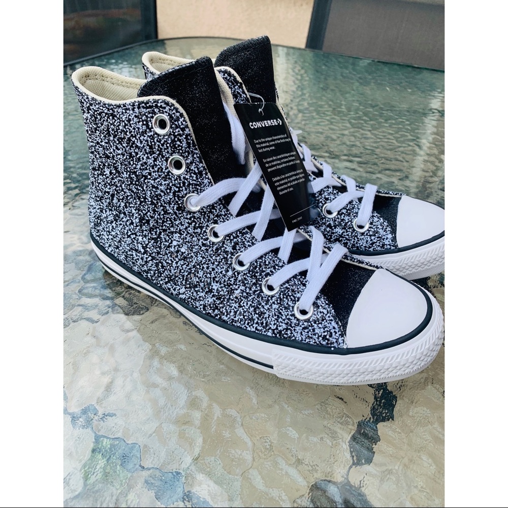 BNWT RARE Glitter Converse Women Black and White